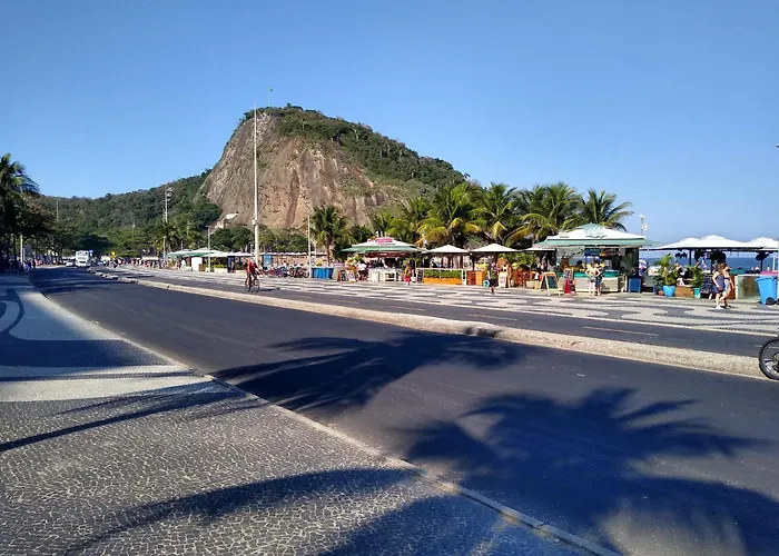 Em Frente A Praia